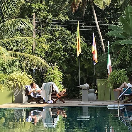 Hotel Heladiv อนุราธปุระ ภายนอก รูปภาพ