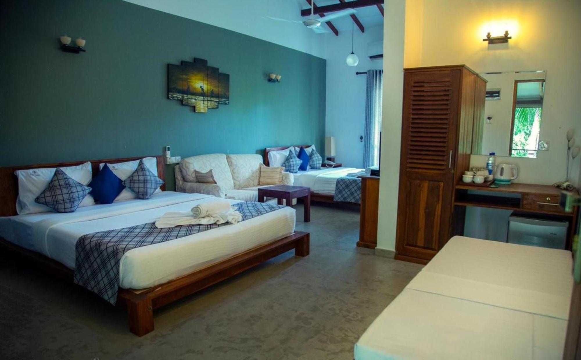 Hotel Heladiv อนุราธปุระ ภายนอก รูปภาพ